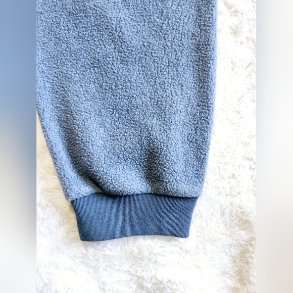 Feat Women's BlanketBlend™ Joggers. Size Small. - Picture 4 of 14